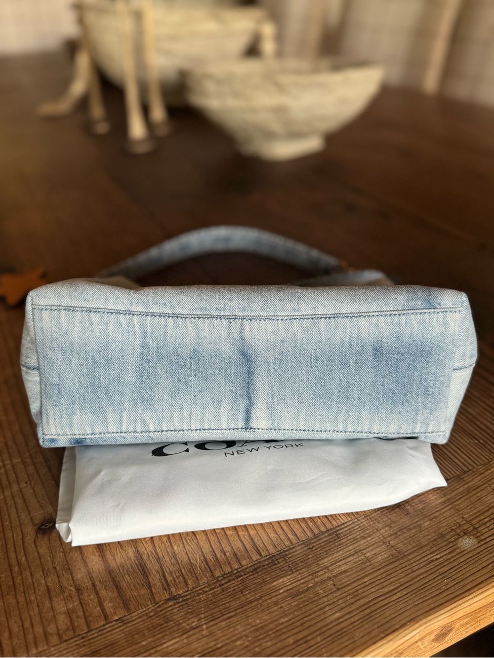 Coach Laurel bag in Loved Denim - Picture 7 of 9